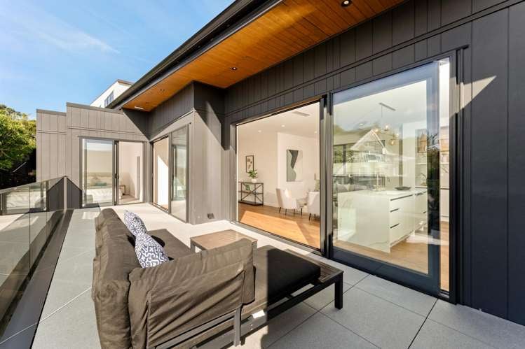 8b William Souter Street Forrest Hill_22