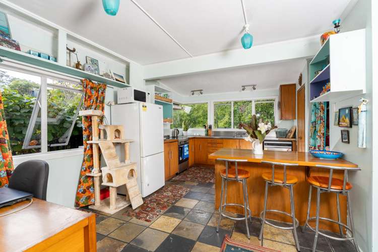 24 Cross Street Raglan_14