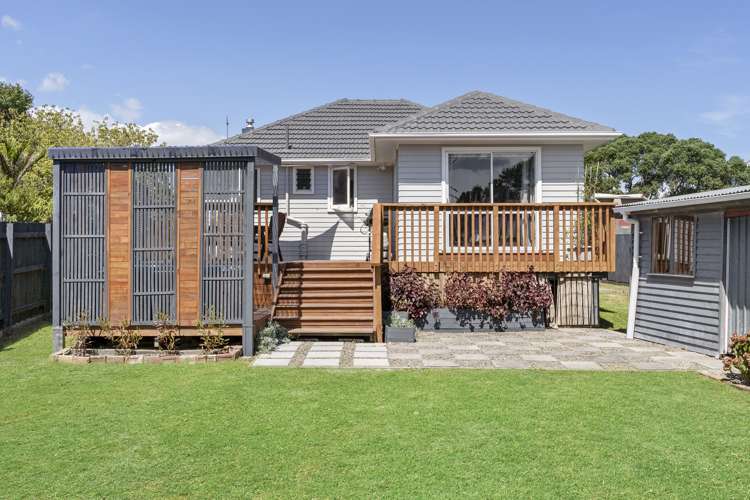 4 Tamariki Avenue Kelston_13