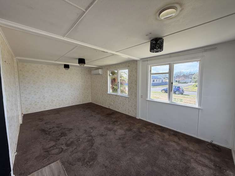 16 Robertshawe Crescent_3