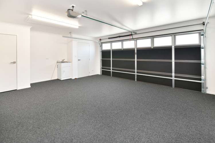 16 Forest Glen Orewa_19