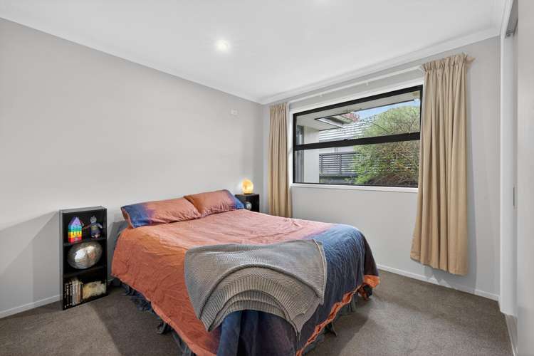 89 Halberg Street Dallington_20