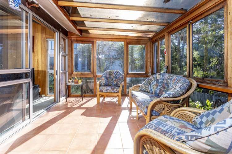 2/21 Helvetia Drive Browns Bay_5