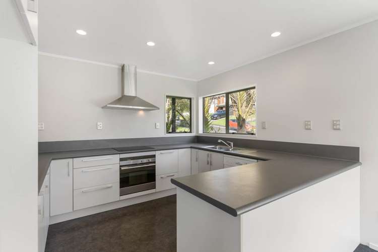 5 Meynell Court Glen Eden_1