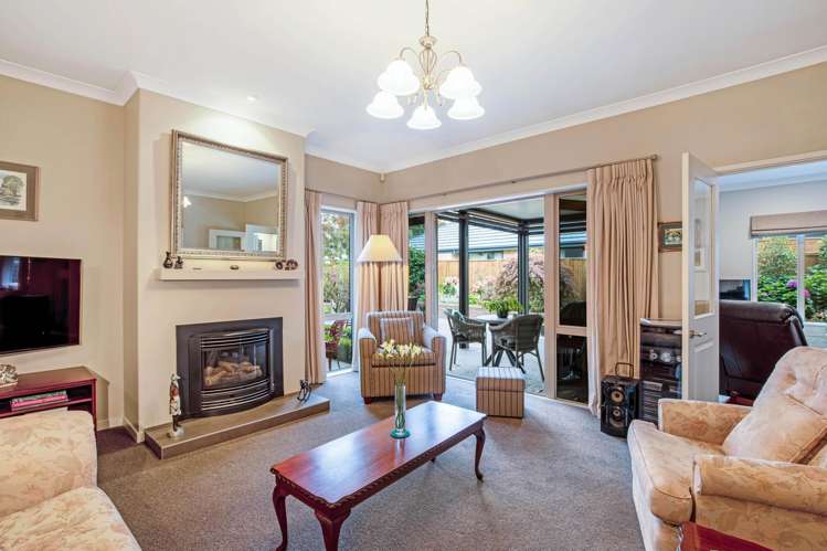 263 Southfield Drive Lincoln_8