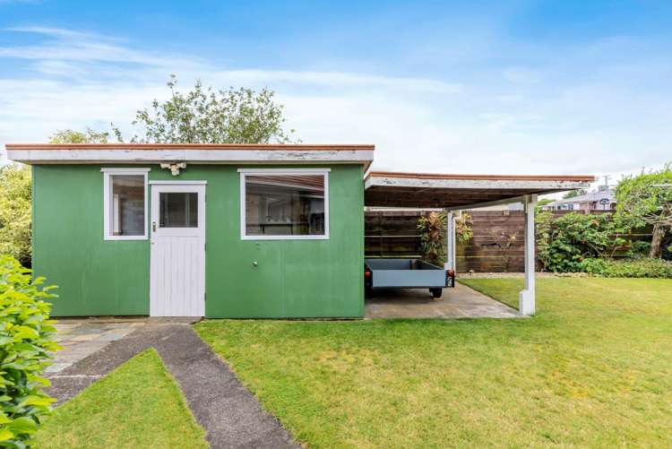 33 Shirley Avenue Papakura_17