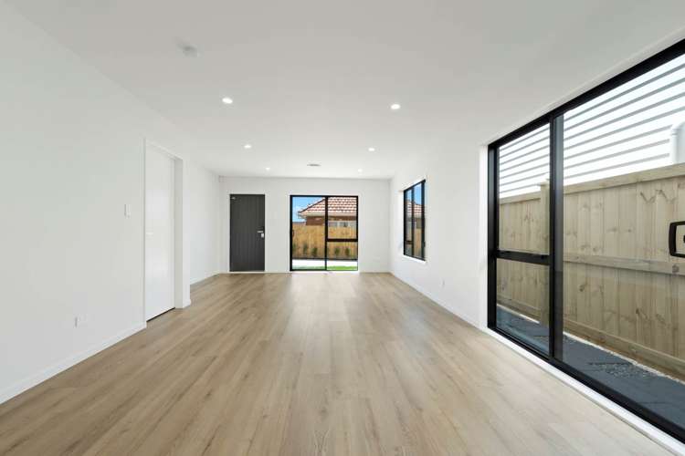 140 A-E Kolmar Road Papatoetoe_40