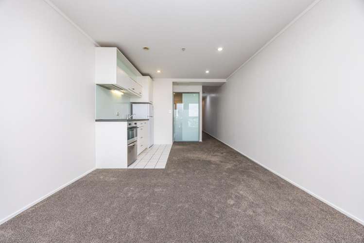 1104/53 Cook Street City Centre_3