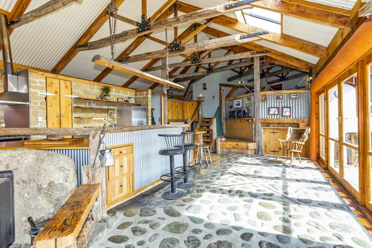 228 Blandswood Road Mesopotamia_15