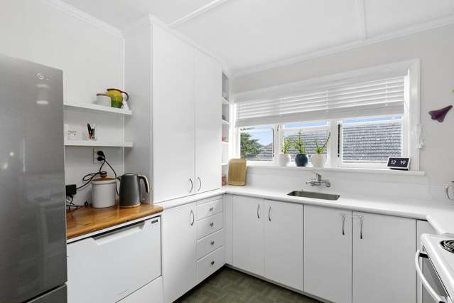 43 Hay Street Naenae_4