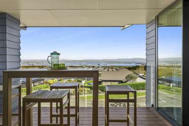 399 Princes Drive_1