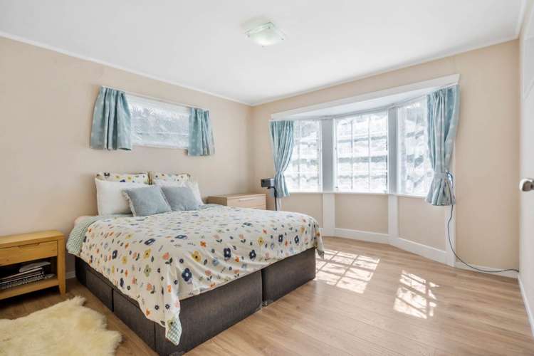 64 Ayton Drive Totara Vale_7