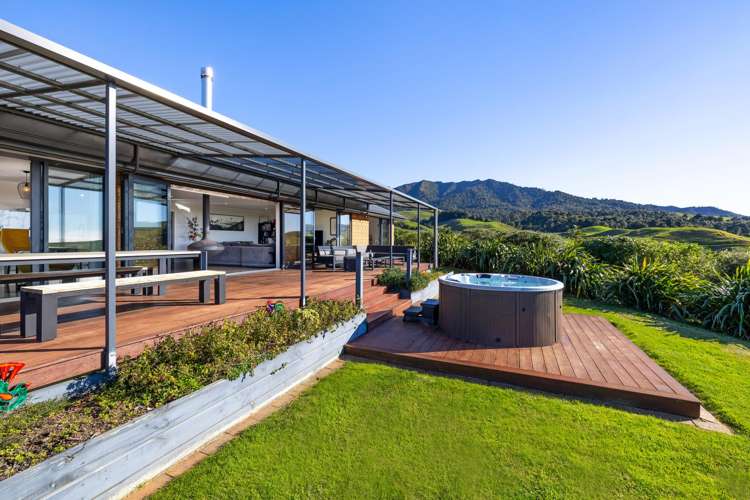 666 Te Hutewai Road Raglan_50