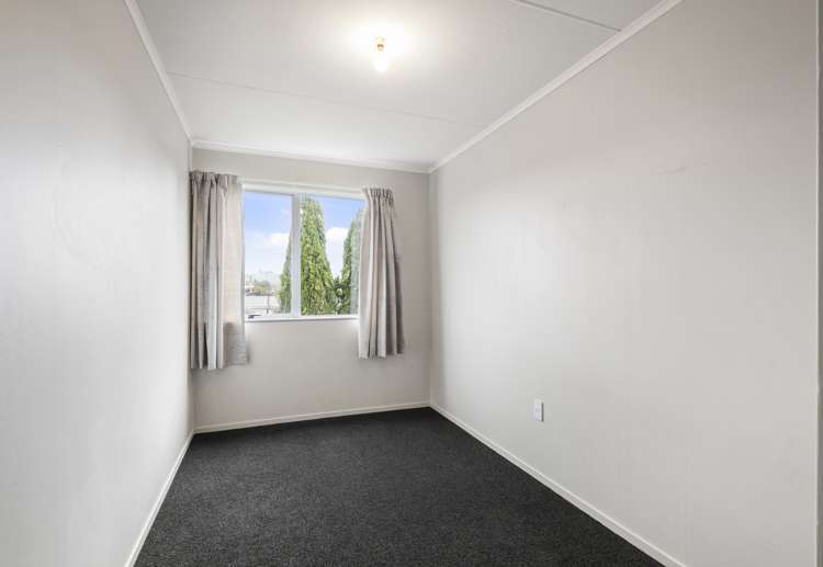 5a Starveall Street Brightwater_12