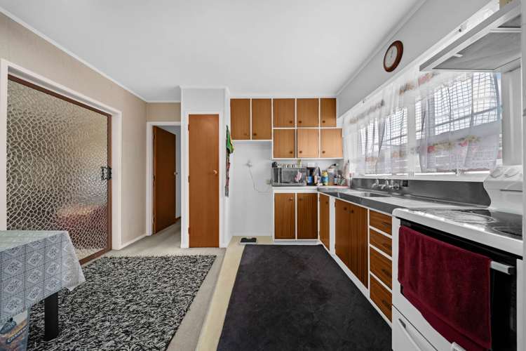 2/105 Coronation Road Papatoetoe_6