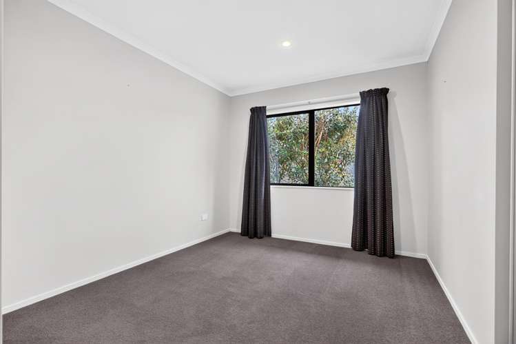 20B Cambridge Road Riverhead_11
