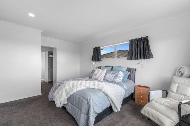 49 Mahonia Place Pyes Pa_16