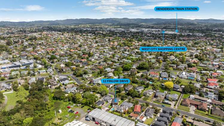 12 Finlow Drive Te Atatu South_32