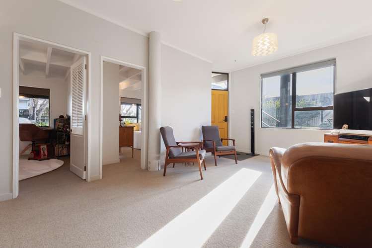 2 Tahi Road Paraparaumu Beach_15