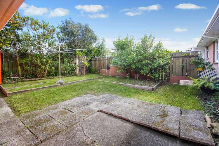 21b Exminster Street Blockhouse Bay_10