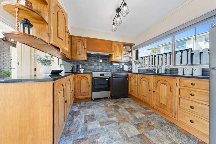 92 Takutai Avenue Half Moon Bay_9