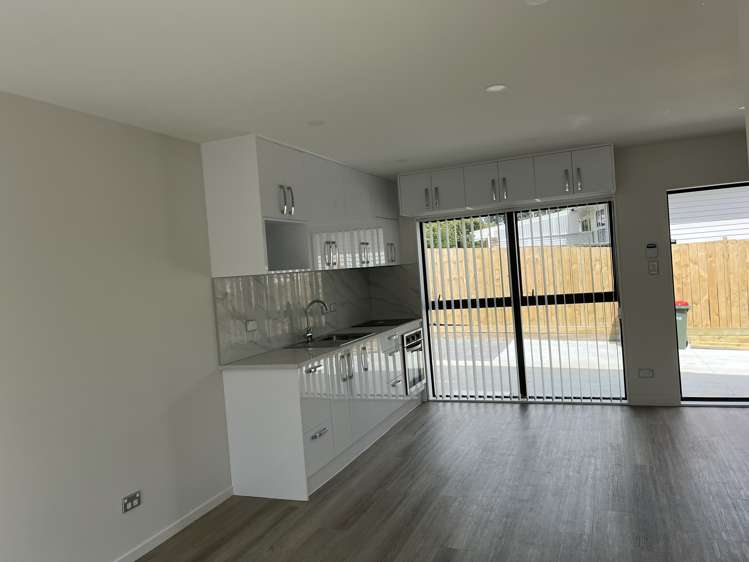 4/92 Penney Avenue Mt Roskill_2