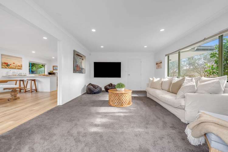 35 Constellation Avenue Beachlands_12