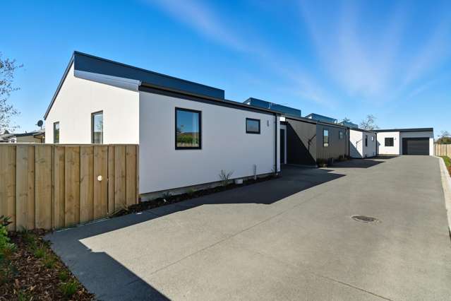 Stylish, Sunny and Single-Level