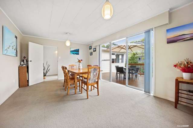 15 Allington Road Massey_2