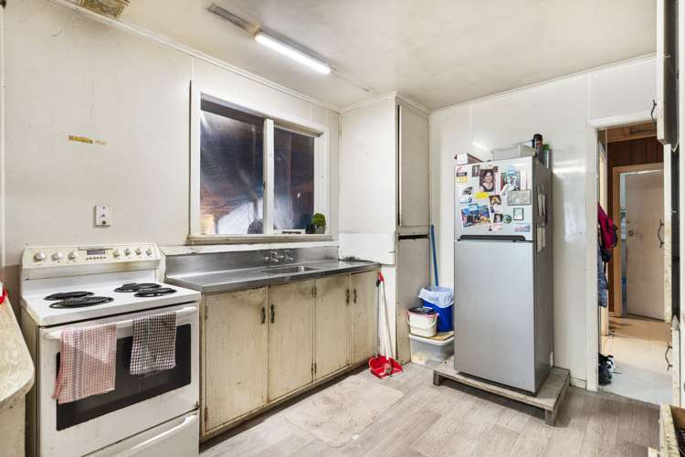 9 Ribblesdale Road Henderson_9