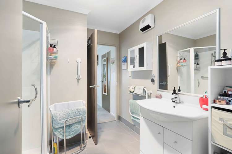 26/1 Piriti Drive Te Atatu Peninsula_12