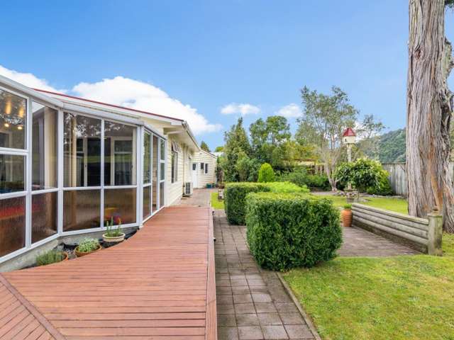 8 Ruapae Grove Trentham_2