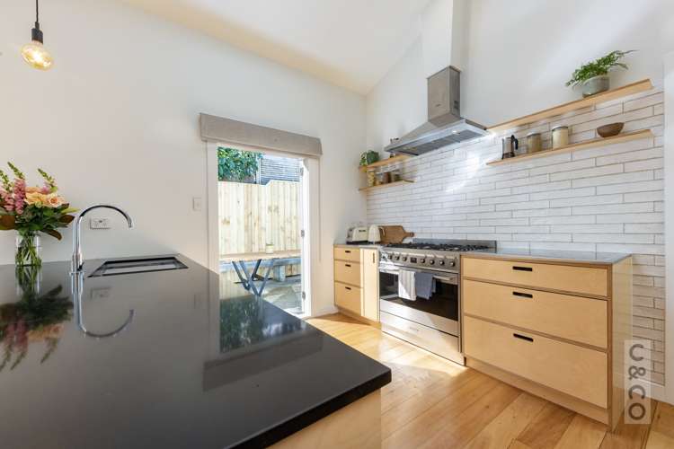 3 Downer Street Helensville_14