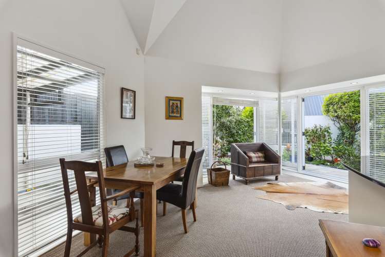 18a Garden Road Raumati Beach_6