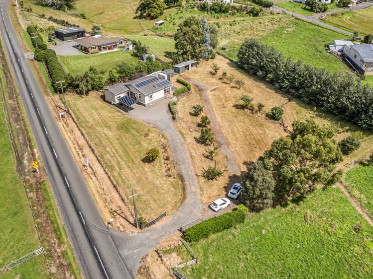 16 Mt Biggs Road Halcombe_26
