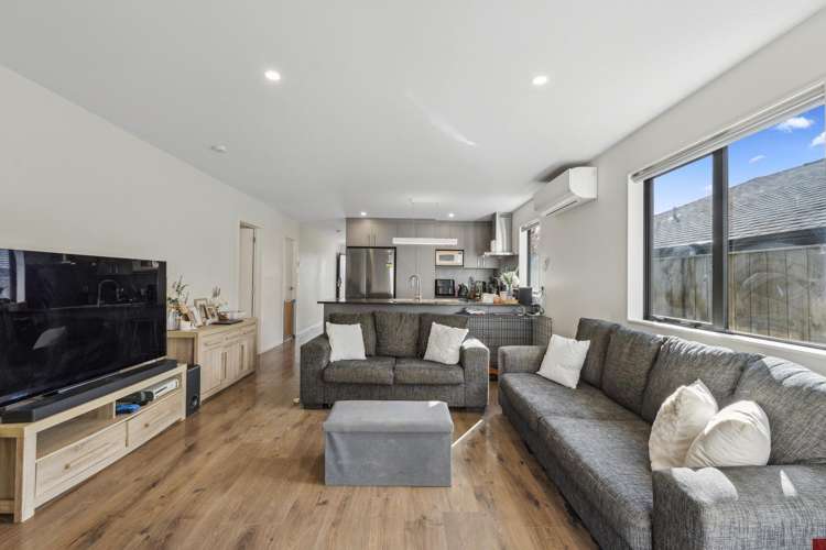 41 Kahui Parade Karaka_6