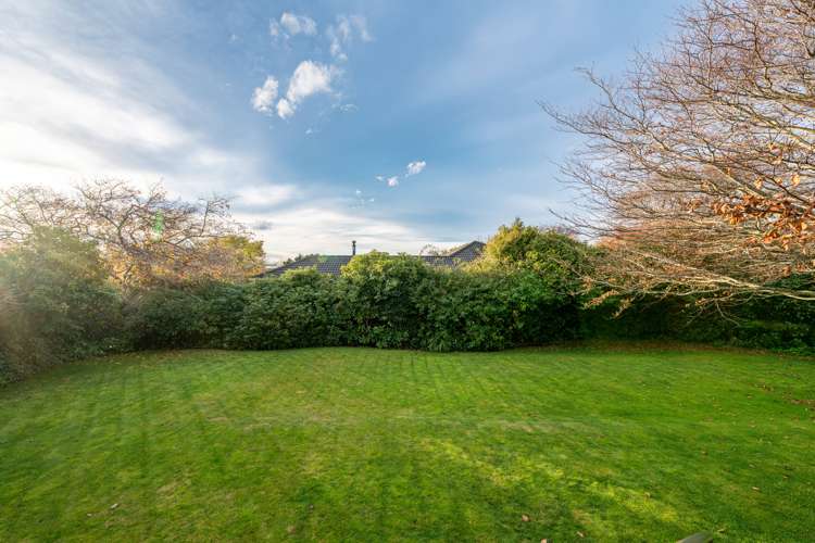 8 Waihopai Street Rosedale_24