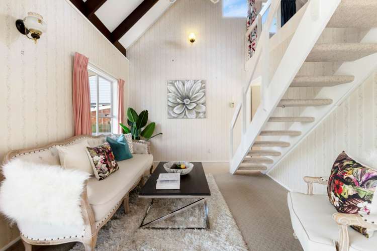 43a Beach Road Stanmore Bay_20