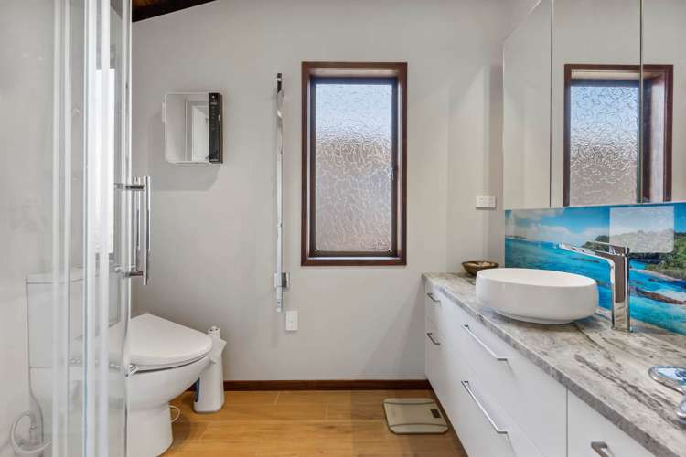 60 Pacific Parade Army Bay_30