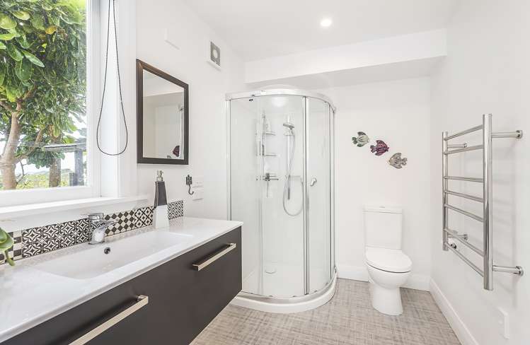 80 Mortimer Terrace Brooklyn_15