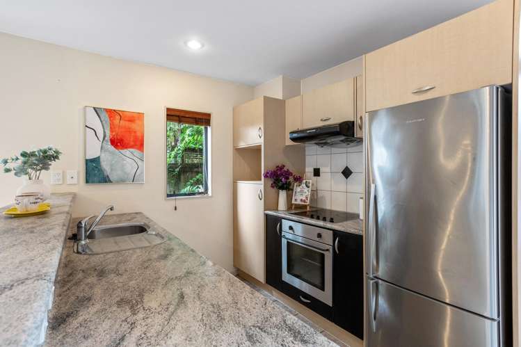 1/8 Soljak Place Mount Albert_6