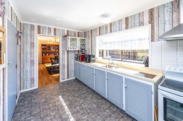 12 Akepiro Place Tawhero_1