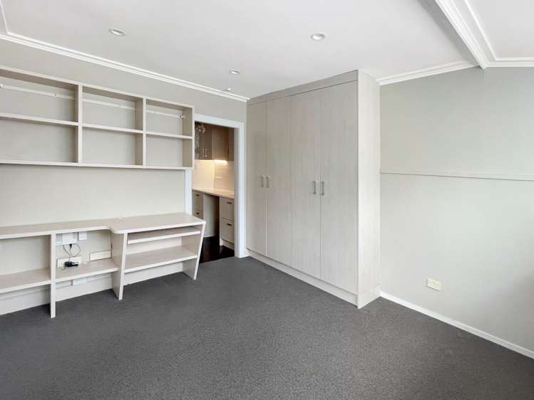 1 Fairholme Avenue Epsom_4