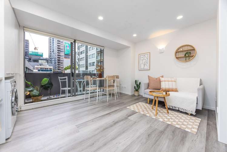 307/17 Vogel Lane Auckland Central_4