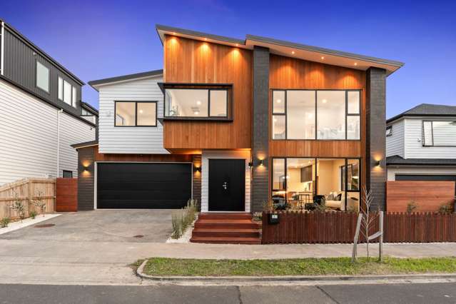 Brand New Exquisite Family Living in Hobsonville.