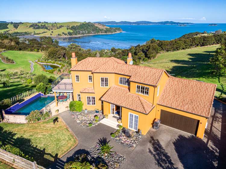 220 Whitmore Road Tawharanui Peninsula_21