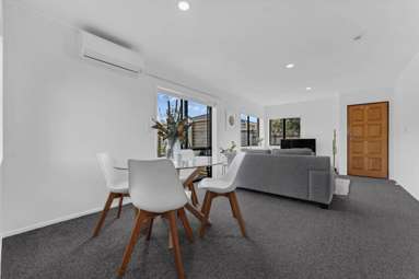 2/104 Blockhouse Bay Road_2