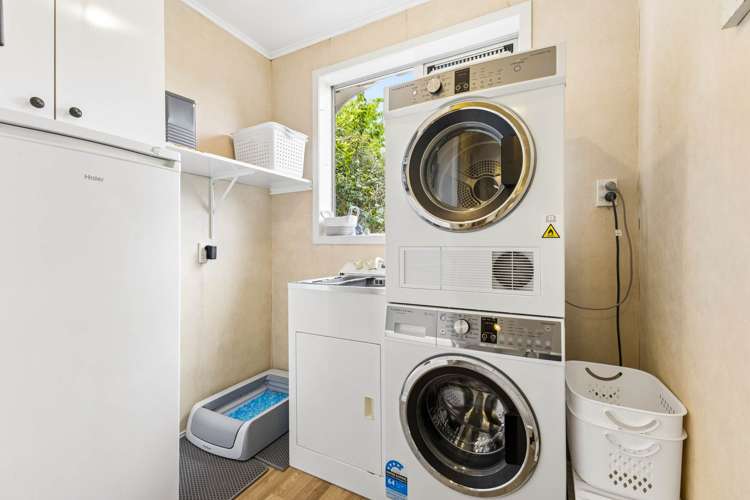 3 Freshney Place Hill Park_23