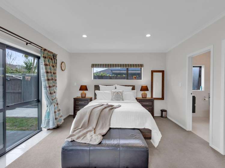 9 Aquila Crescent Rototuna North_14