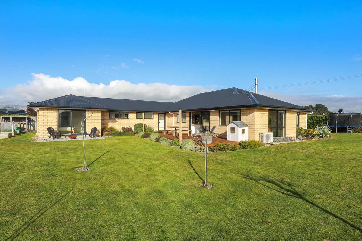 11 Aerodrome Road_0
